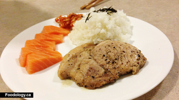 Akakuro-buta-pan-meal