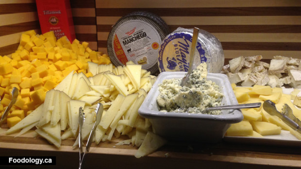 Bacchanal-Buffet-cheese