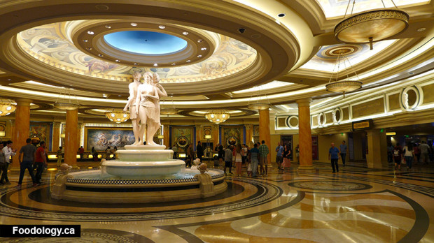 Caesars-Palace-lobby
