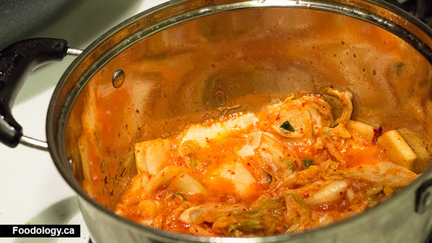 kimchi-stew-simmer