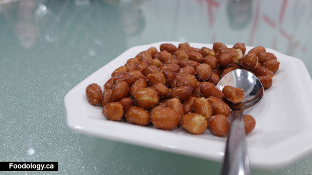 chef-tony-peanuts